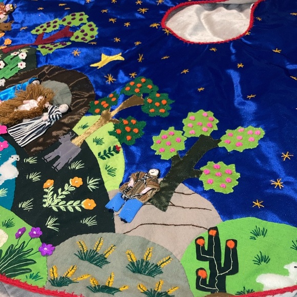 Exquisite Handmade In Peru CIAP Christmas Tree Skirt - Picture 11 of 17